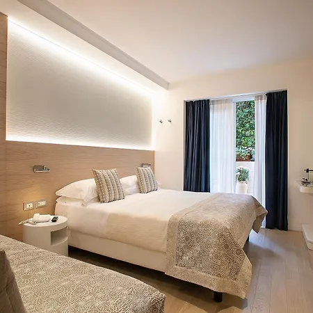 Daniele Hotel 4*