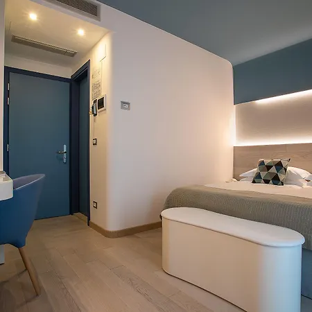 Daniele 4* لينانو سابيادورو