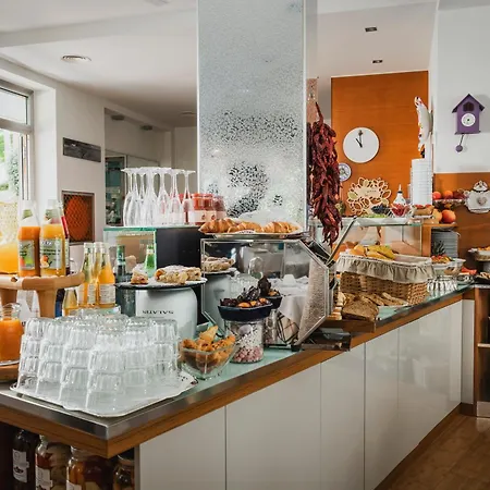 Hotel Daniele 4*