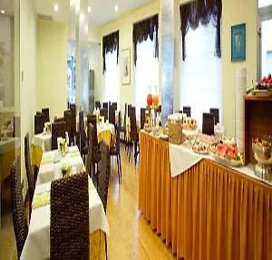 Daniele 호텔 4*