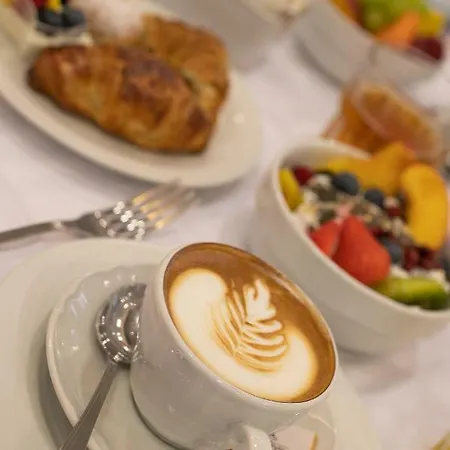 Daniele Hotel 4*